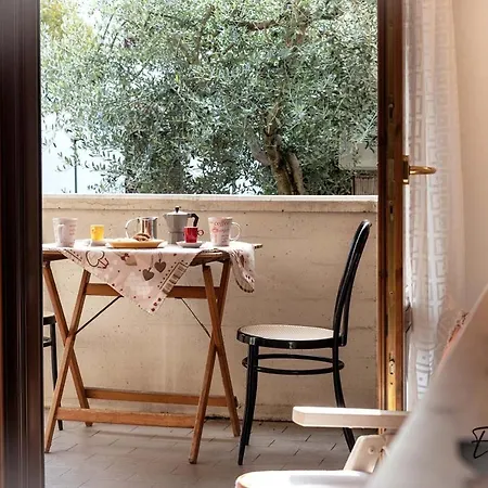 Casa Il Melograno 度假居 圣米尼亚托